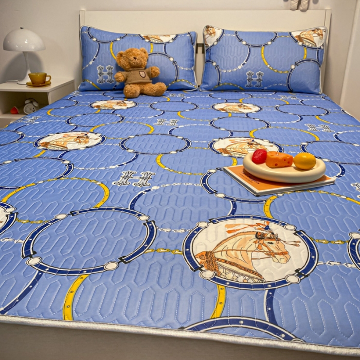 91家纺网 家纺一手货源 找家纺 金爱家 2023新款简约轻奢风乳胶凉席夏被四件套 马到成功蓝