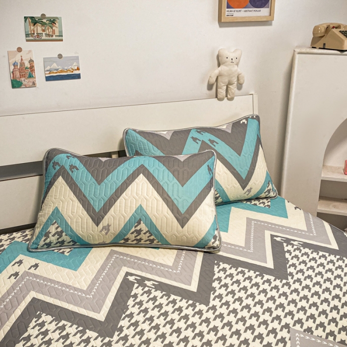 91家纺网 家纺一手货源 找家纺 金爱家 2023新款简约轻奢风乳胶凉席夏被四件套 千鸟格蓝