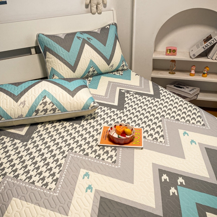 91家纺网 家纺一手货源 找家纺 金爱家 2023新款简约轻奢风乳胶凉席夏被四件套 千鸟格蓝