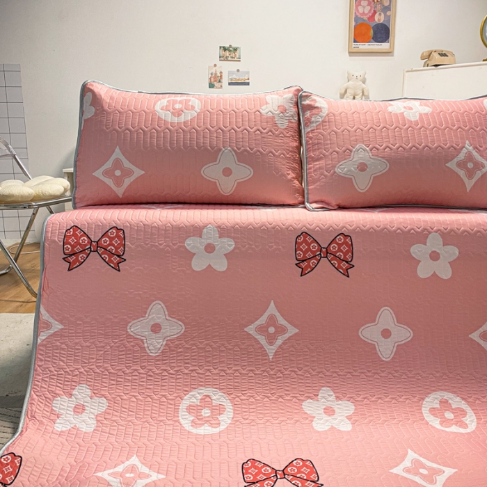 91家纺网 家纺一手货源 找家纺 金爱家 2023新款简约轻奢风乳胶凉席夏被四件套 时尚粉