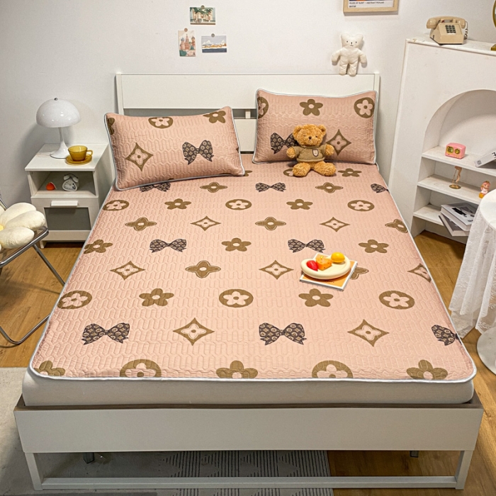 91家纺网 家纺一手货源 找家纺 金爱家 2023新款简约轻奢风乳胶凉席夏被四件套 时尚咖