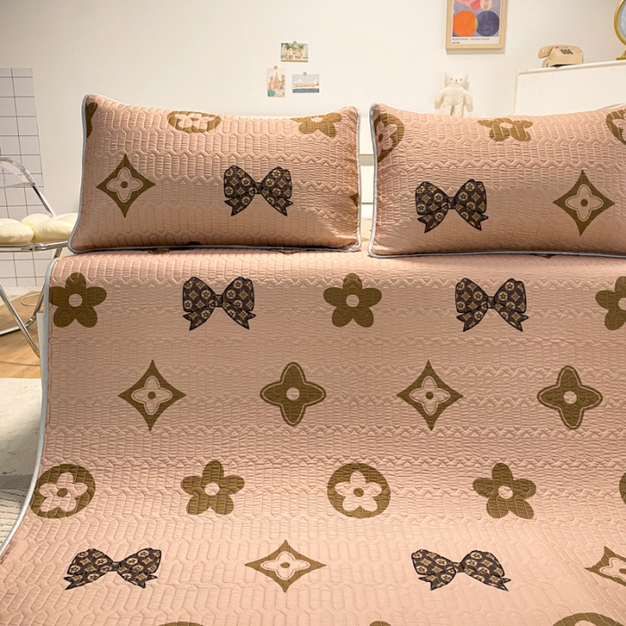 91家纺网 家纺一手货源 找家纺 金爱家 2023新款简约轻奢风乳胶凉席夏被四件套 时尚咖