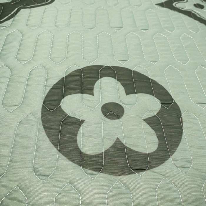 91家纺网 家纺一手货源 找家纺 金爱家 2023新款简约轻奢风乳胶凉席夏被四件套 时尚绿