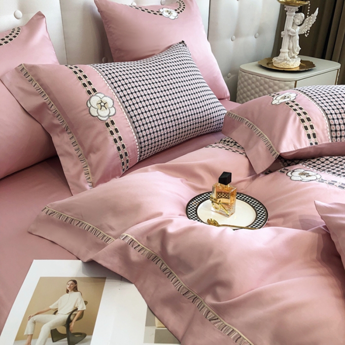 91家纺网 家纺一手货源 找家纺 (总) 品家居2025新款A版提花双层纱全棉四件套-可可恋人