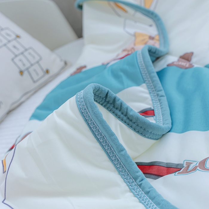 91家纺网 家纺一手货源 找家纺 吉咪兔2022儿童卡通凉感丝夏被空调被午睡小薄被子 芭比兔