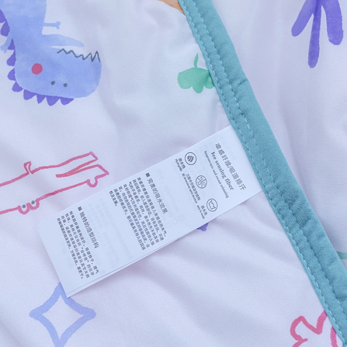 91家纺网 家纺一手货源 找家纺 新款儿童卡通凉感丝夏被婴儿空调被幼儿园夏凉被夏季薄款被 恐龙乐园-白