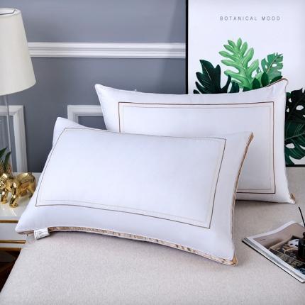 91家纺网 家纺一手货源 找家纺 (总)煌朝 2022新款立体磨毛全棉回子格枕