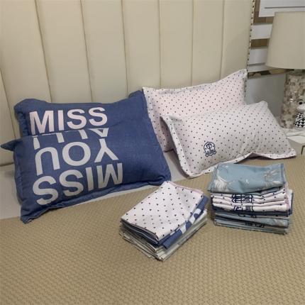 91家纺网 家纺一手货源 找家纺 (总)煌朝 2022新款立体磨毛全棉回子格枕