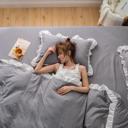 91家纺网 家纺一手货源 找家纺 轻奢坊 2023新款水洗棉日系褶皱短花边磨毛韩版四件套梦小灰