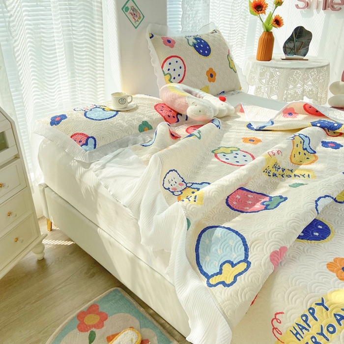 91家纺网 家纺一手货源 找家纺 鑫钰 2023全棉印花床盖三件套 奶油草莓-米