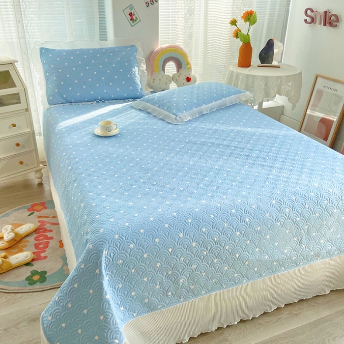 91家纺网 家纺一手货源 找家纺 鑫钰 2023全棉印花床盖三件套 小爱心