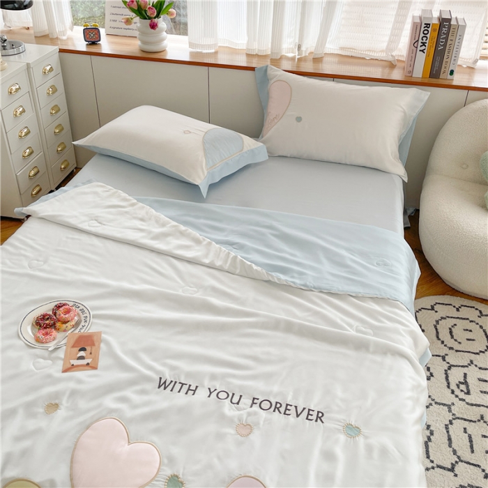 91家纺网 家纺一手货源 找家纺 星野 2022新款80s奥地利天丝夏被-马卡龙爱心