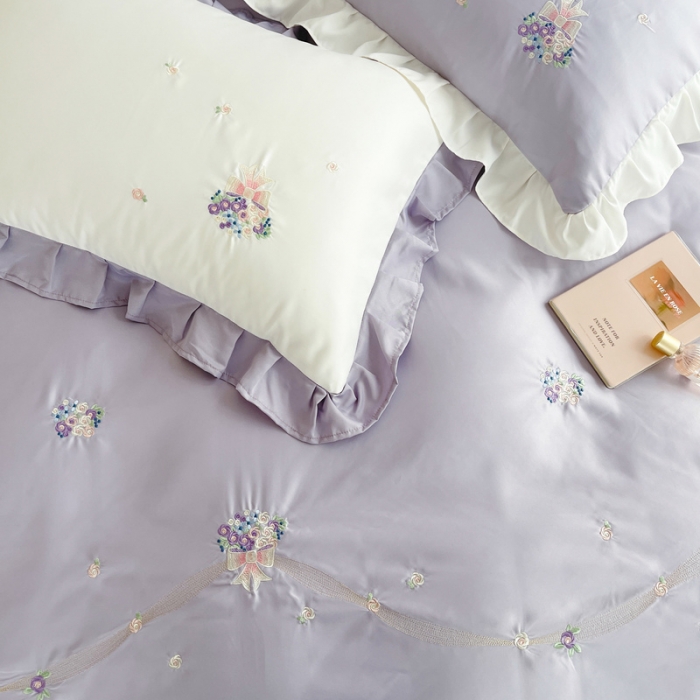 91家纺网 家纺一手货源 找家纺 优悦 2022新款花边款冰丝刺绣四件套 花悦-花香紫