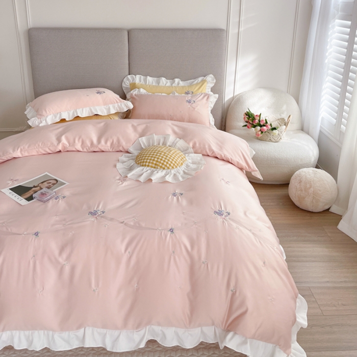 91家纺网 家纺一手货源 找家纺 优悦 2022新款花边款冰丝刺绣四件套 花悦-樱花粉