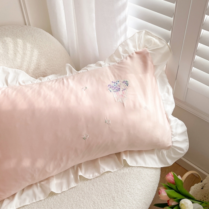 91家纺网 家纺一手货源 找家纺 优悦 2022新款花边款冰丝刺绣四件套 花悦-樱花粉