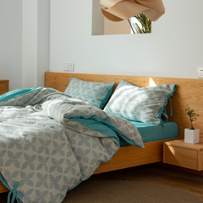 91家纺网 家纺一手货源 找家纺 安莱生活 2022新款全棉双层纱蝴蝶结四件套 四叶草-蓝青