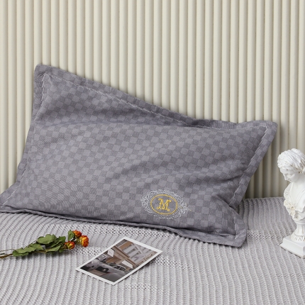 91家纺网 家纺一手货源 找家纺 纯荞麦枕40x60cm 保健枕头中低护颈枕芯 千鸟格纯荞麦枕