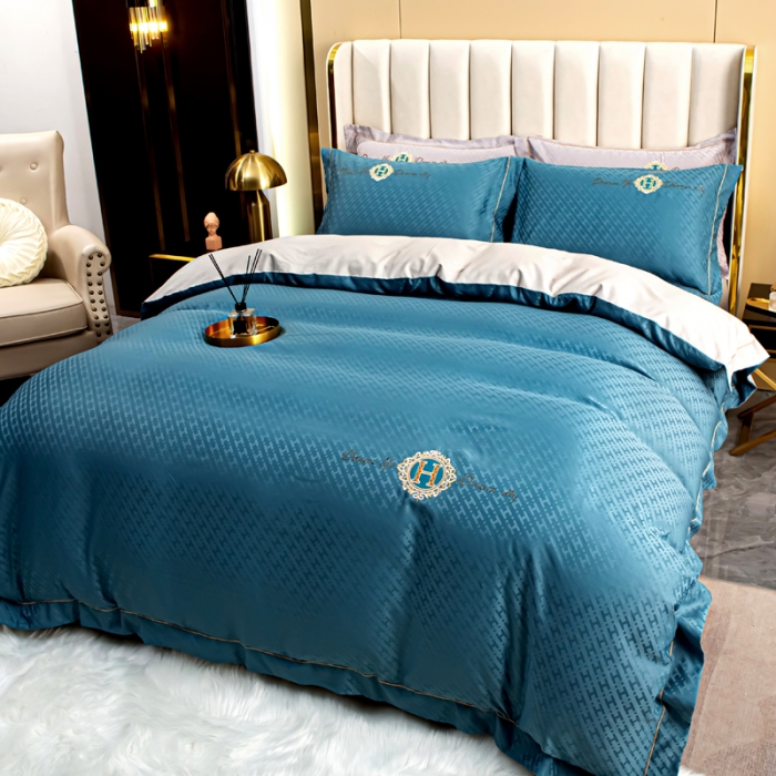 91家纺网 家纺一手货源 找家纺 凡客 2022新款全棉提花轻奢风刺绣款四件套 雾蓝