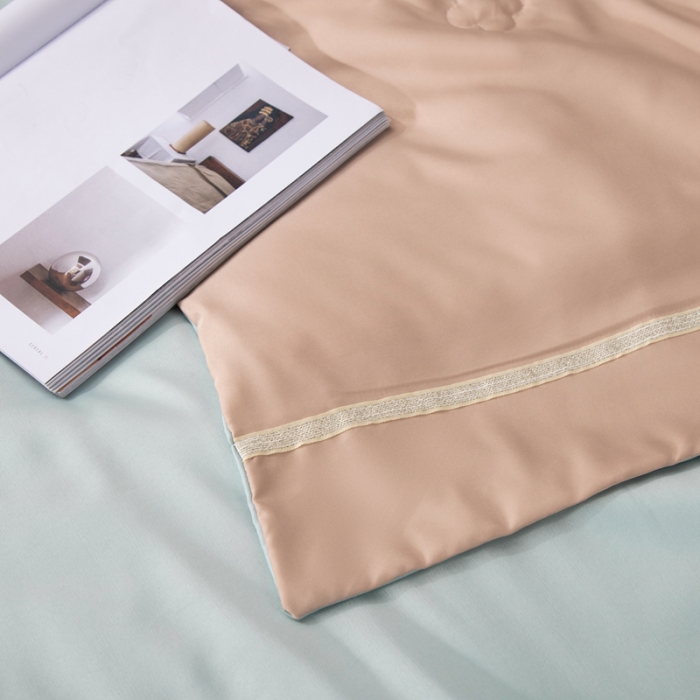 91家纺网 家纺一手货源 找家纺 潮邦 2025新款水洗真丝刺绣花织带宽边夏被四件套-星钥 浅黄棕