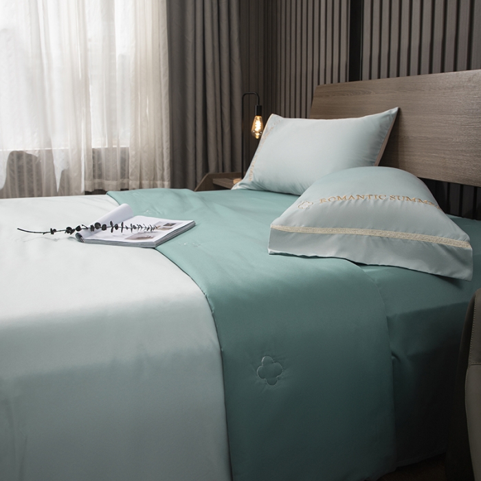 91家纺网 家纺一手货源 找家纺 潮邦 2025新款水洗真丝刺绣花织带宽边夏被四件套-星钥 水晶绿