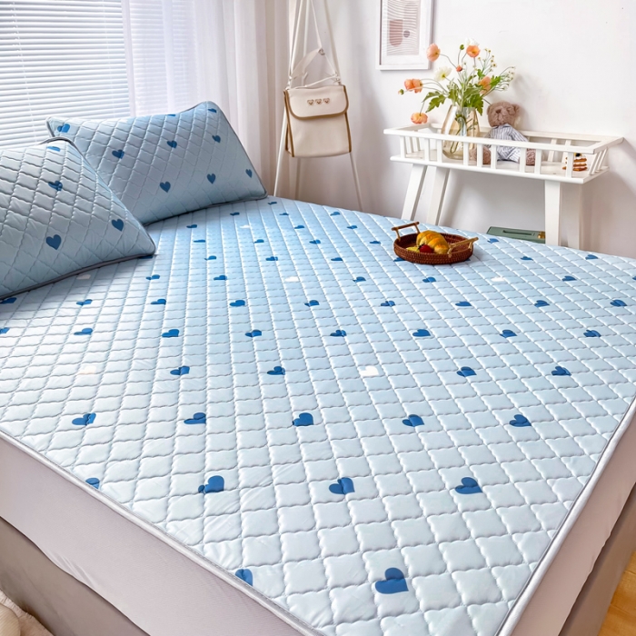 91家纺网 家纺一手货源 找家纺 锦罗绣 2024新款水洗乳胶凉席床笠凉席夏被四件套 爱心蓝