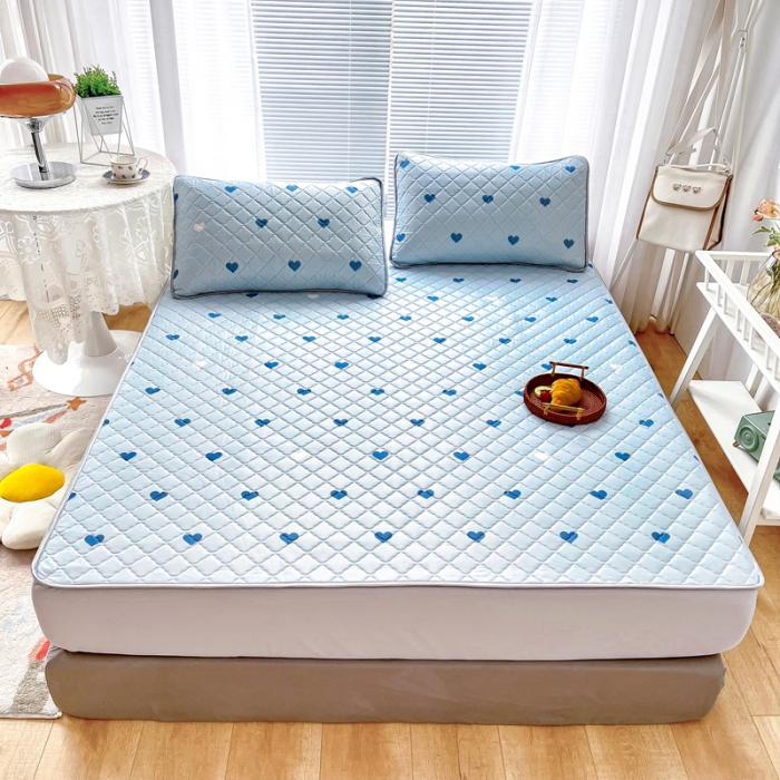 91家纺网 家纺一手货源 找家纺 锦罗绣 2024新款水洗乳胶凉席床笠凉席夏被四件套 爱心蓝