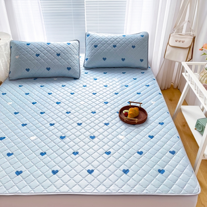 91家纺网 家纺一手货源 找家纺 锦罗绣 2024新款水洗乳胶凉席床笠凉席夏被四件套 爱心蓝