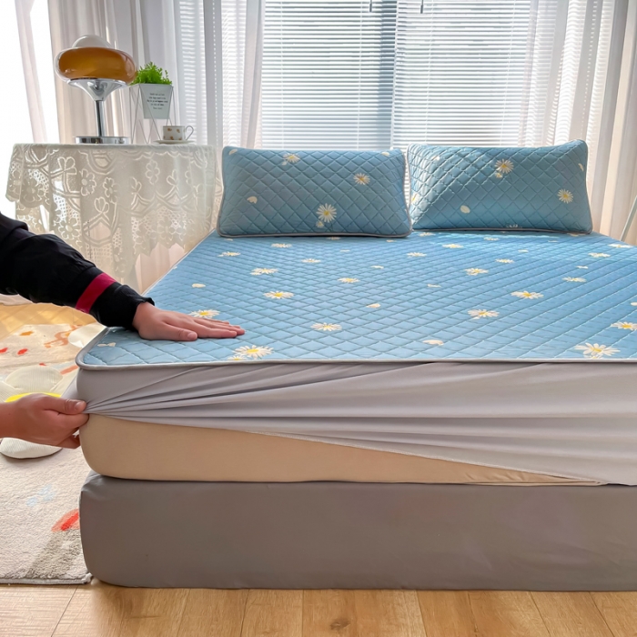 91家纺网 家纺一手货源 找家纺 锦罗绣 2024新款水洗乳胶凉席床笠凉席夏被四件套 雏菊花开