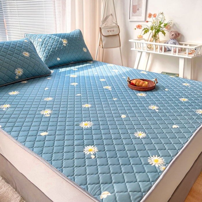 91家纺网 家纺一手货源 找家纺 锦罗绣 2024新款水洗乳胶凉席床笠凉席夏被四件套 雏菊花开