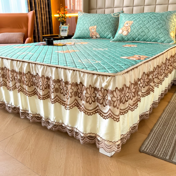 91家纺网 家纺一手货源 找家纺 锦罗绣 2024新款水洗乳胶凉席床裙凉席夏被四件套 萌萌熊