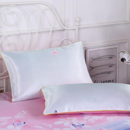 91家纺网 家纺一手货源 找家纺 情恒 2025新款冰丝布艺单枕套 蝶舞花香-粉(48x74cm一对)