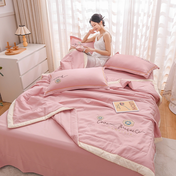 91家纺网 家纺一手货源 找家纺 （总）【苏东来】2025刺绣山茶花香单夏被四件套天丝莫代尔泡泡纱磨毛小竺棉夏凉被子空调被子	