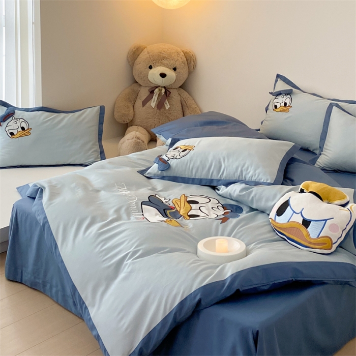 91家纺网 家纺一手货源 找家纺 (总)朗莎 2022新款60S长绒棉贴布绣四件套-鸭鸭