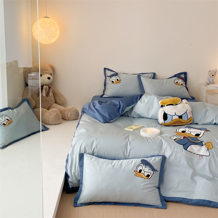 91家纺网 家纺一手货源 找家纺 (总)朗莎 2022新款60S长绒棉贴布绣四件套-鸭鸭