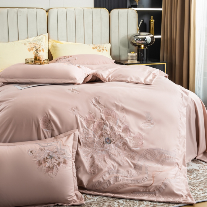 91家纺网 家纺一手货源 找家纺 琪格格 2022新款水洗真丝重工刺绣四件套 国色天香-浅粉