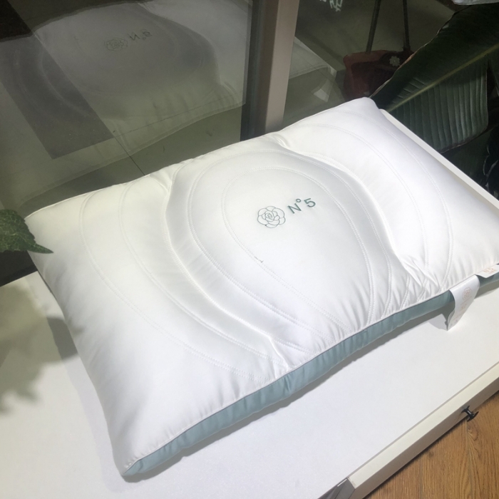 91家纺网 家纺一手货源 找家纺 (总) 剑桥枕业 2022新款山茶花枕