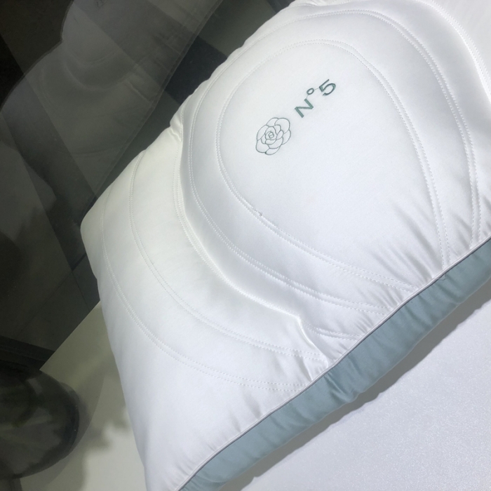 91家纺网 家纺一手货源 找家纺 (总) 剑桥枕业 2022新款山茶花枕