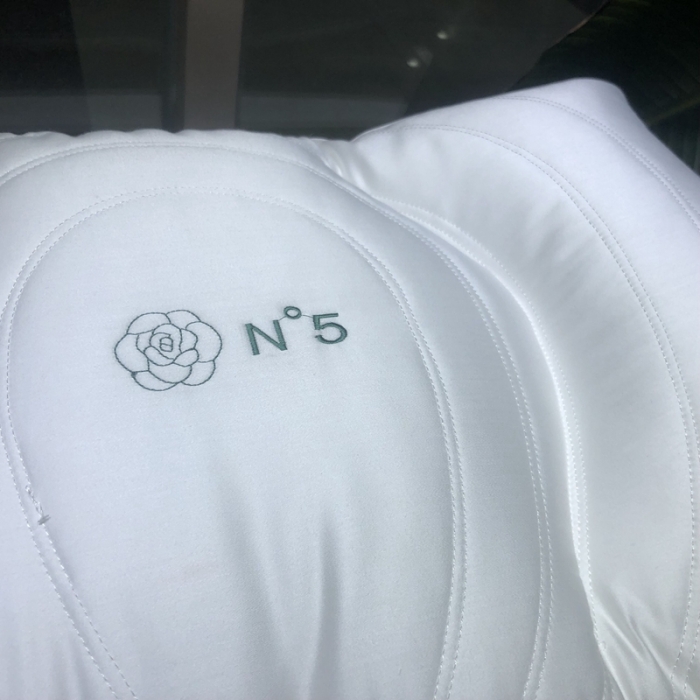 91家纺网 家纺一手货源 找家纺 (总) 剑桥枕业 2022新款山茶花枕