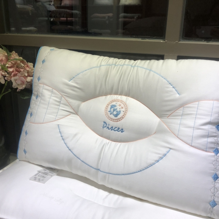 91家纺网 家纺一手货源 找家纺 (总) 剑桥枕业 2022新款小鱼珍珠蛋白美肤枕