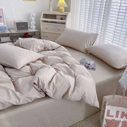 91家纺网 家纺一手货源 找家纺 曼谷纯色简约刺绣柔软磨毛水洗棉套件飘系列 字母纯奶茶