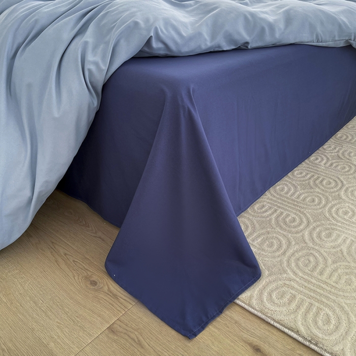 91家纺网 家纺一手货源 找家纺 曼谷纯色简约刺绣柔软磨毛水洗棉套件飘系列字母海盐藏青