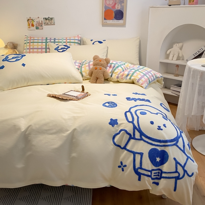 91家纺网 家纺一手货源 找家纺 澳梵 2022新款全棉大版卡通毛巾绣绣花四件套 飞行日记