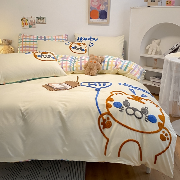 91家纺网 家纺一手货源 找家纺 澳梵 2022新款全棉大版卡通毛巾绣绣花四件套 虎虎