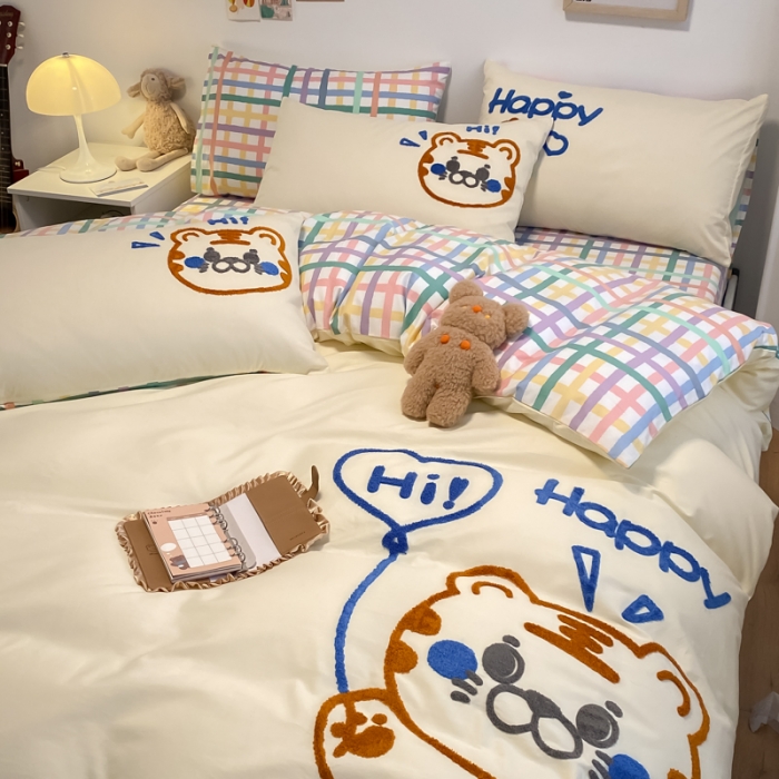 91家纺网 家纺一手货源 找家纺 澳梵 2022新款全棉大版卡通毛巾绣绣花四件套 虎虎