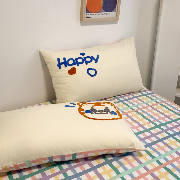 91家纺网 家纺一手货源 找家纺 澳梵 2022新款全棉大版卡通毛巾绣绣花四件套 虎虎