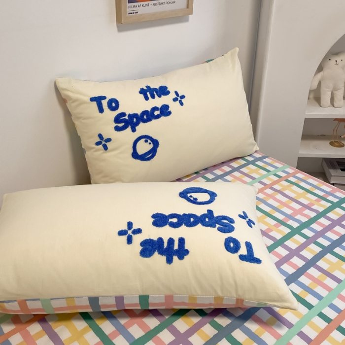 91家纺网 家纺一手货源 找家纺 澳梵 2022新款全棉大版卡通毛巾绣绣花四件套 宇航熊熊