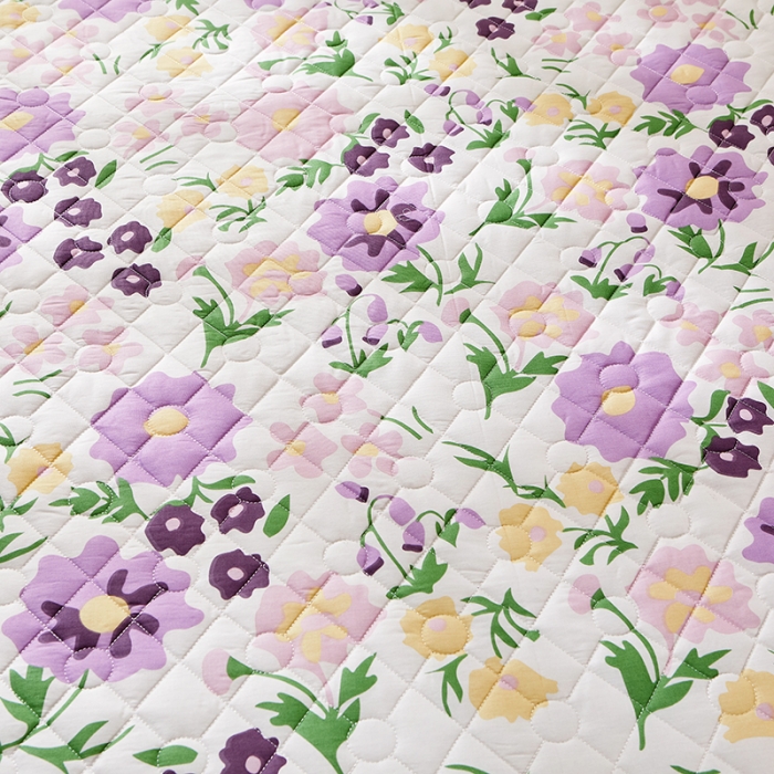 91家纺网 家纺一手货源 找家纺 十个点 2022新款全棉夹棉印花床裙 花海之恋