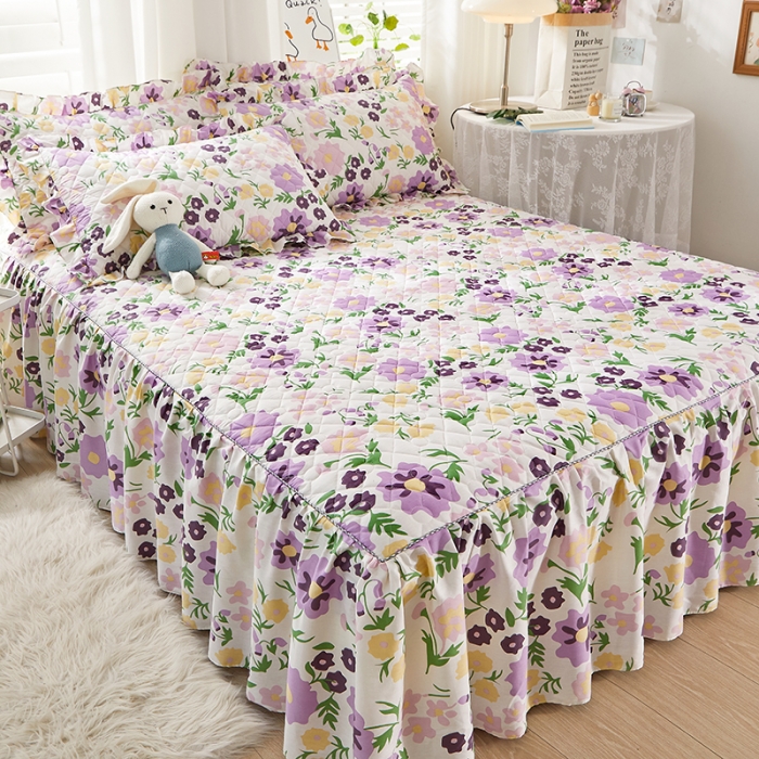 91家纺网 家纺一手货源 找家纺 十个点 2022新款全棉夹棉印花床裙 花海之恋