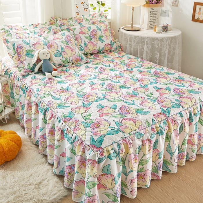 91家纺网 家纺一手货源 找家纺 十个点 2022新款全棉夹棉印花床裙 花影