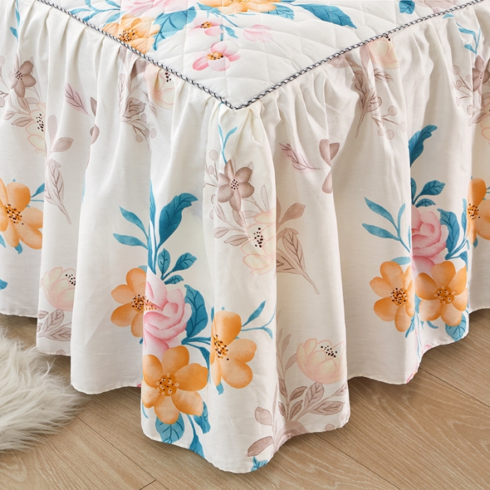 91家纺网 家纺一手货源 找家纺 十个点 2022新款全棉夹棉印花床裙 七月